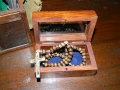vampaire-killing-kit-rosary-in-box